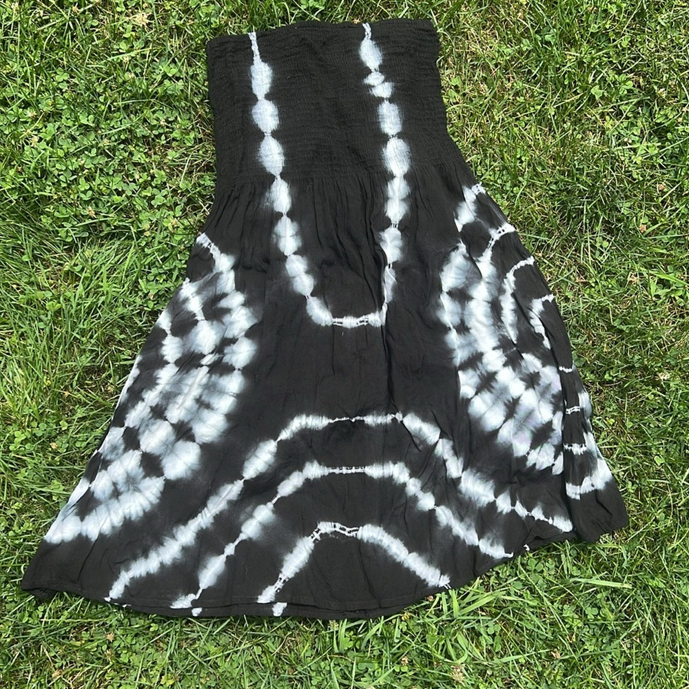 Riviera Black and White Strapless Dress tube top style - Picture 3 of 3